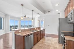 Picture of 1209 E Cumberland Avenue Unit 805, Tampa, FL 33602