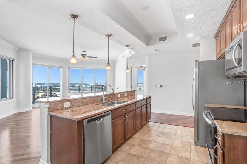 Picture of 1209 E Cumberland Avenue Unit 805, Tampa FL 33602