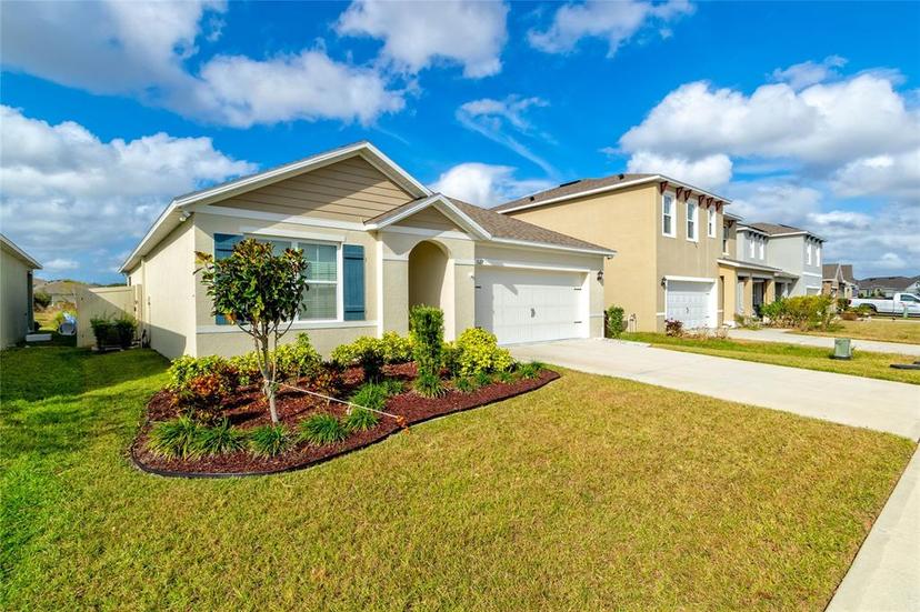 Picture of 527 Noble Avenue, Davenport FL 33837