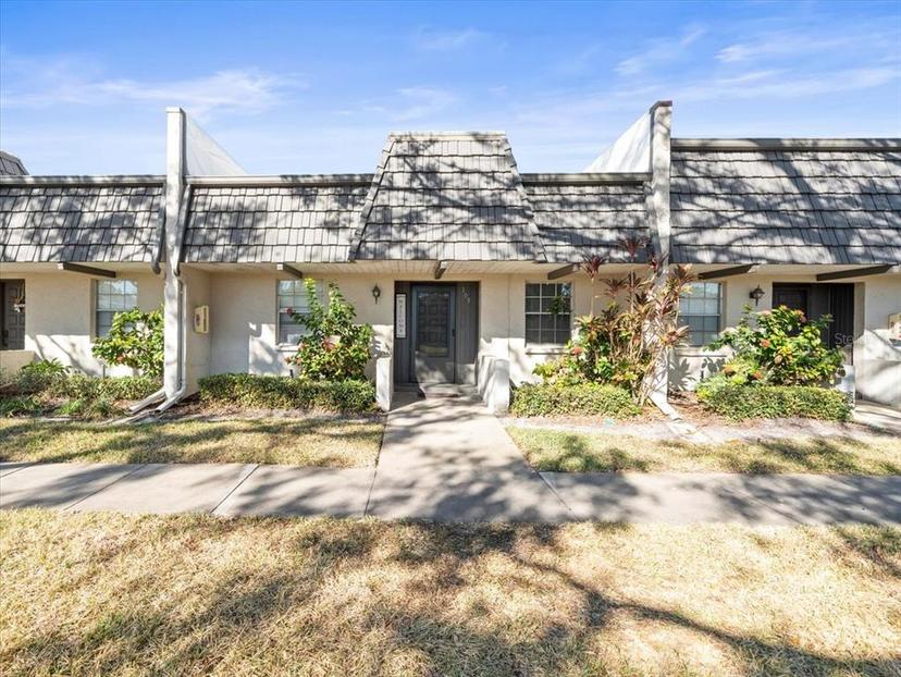 Picture of 8755 Bardmoor Boulevard Unit 105, Seminole FL 33777
