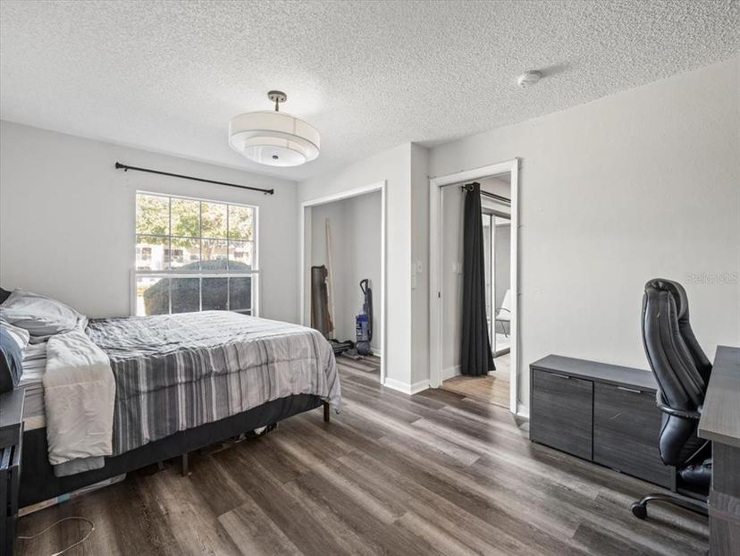 Picture of 8755 Bardmoor Boulevard Unit 105, Seminole FL 33777