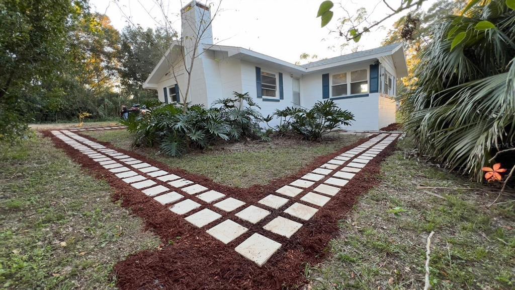Picture of 26221 SE 159Th Lane, Umatilla, FL 32784