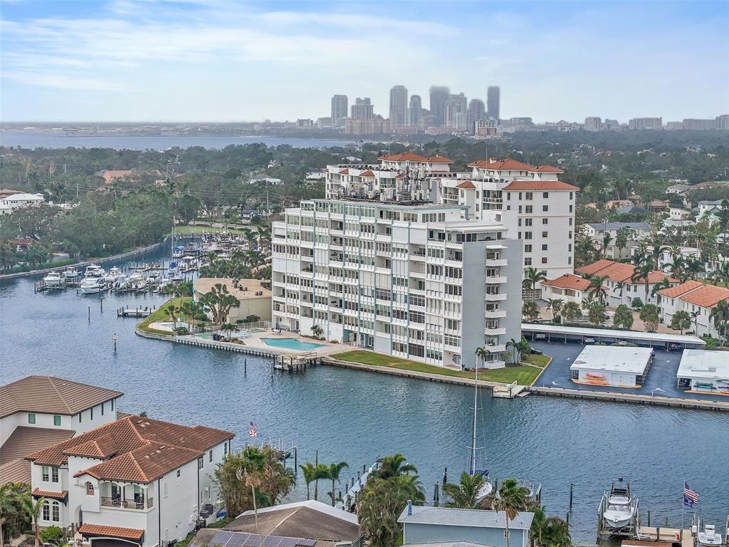 Picture of 1365 Snell Isle Blvd Ne Unit 3B, St Petersburg, FL 33704