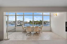 Picture of 1365 Snell Isle Blvd Ne Unit 3B, St Petersburg, FL 33704
