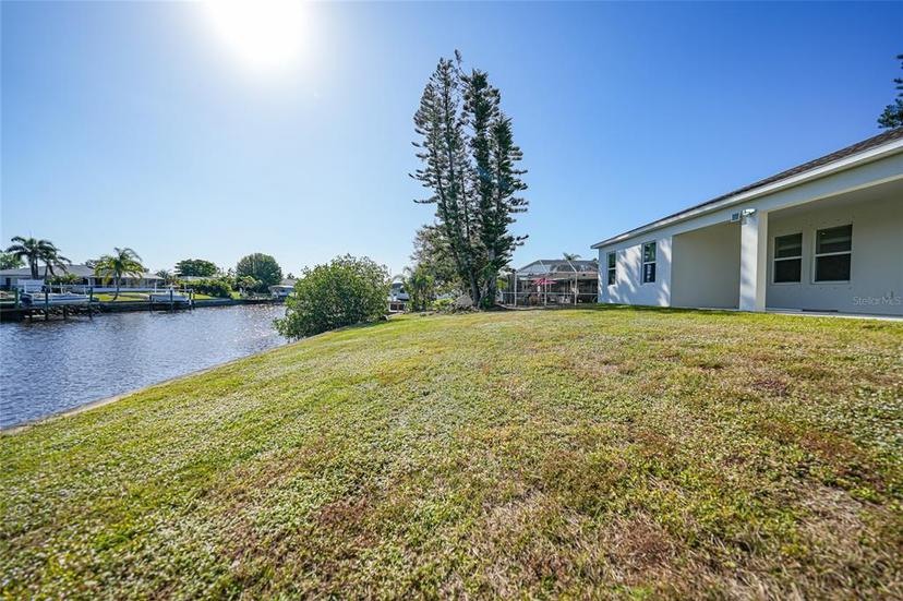 Picture of 521 W Tarpon Boulevard Nw, Port Charlotte FL 33952