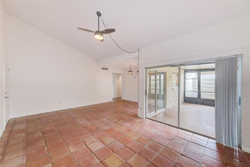 Picture of 2579 Forest Run Court, Clearwater FL 33761