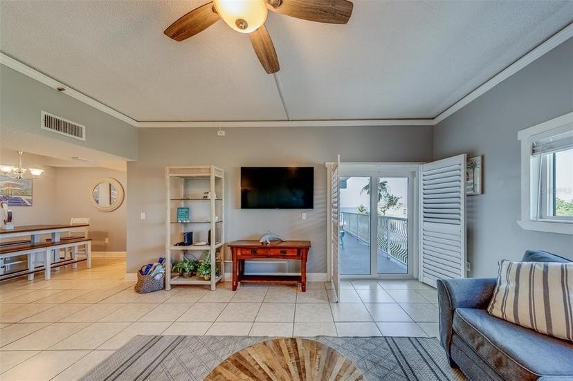 Picture of 18320 Gulf Boulevard Unit 303, Redington Shores FL 33708