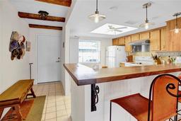 Picture of 2465 Northside Drive Unit 1808, Clearwater, FL 33761