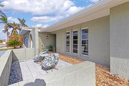Picture of 138 Peckham Street Sw, Port Charlotte, FL 33952