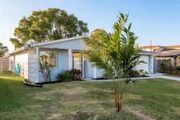 Picture of 2713 Apia Place, Holiday, FL 34691