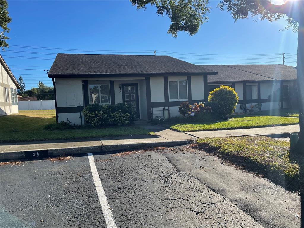 Picture of 2280 Bancroft Circle S Unit A, Palm Harbor, FL 34683