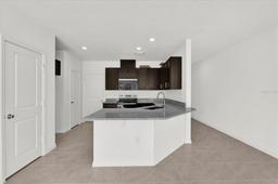 Picture of 375 Sequoia Drive, Lake Wales, FL 33859