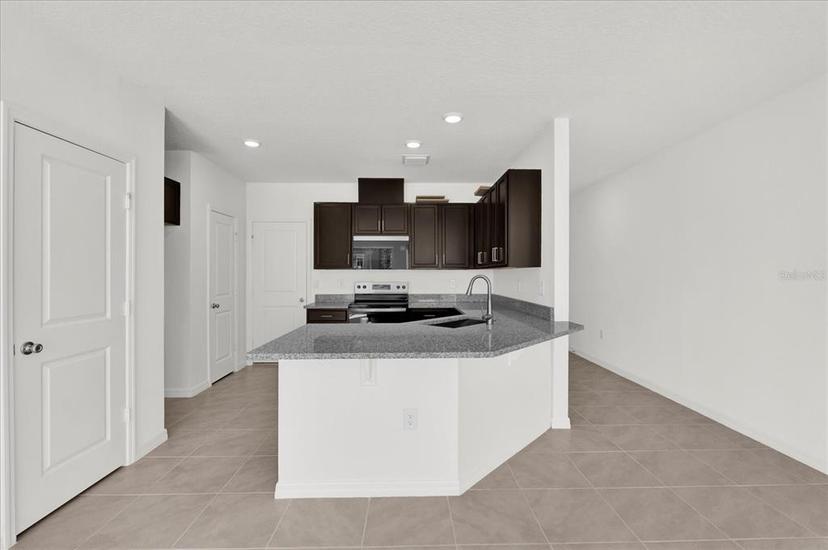 Picture of 375 Sequoia Drive, Lake Wales FL 33859