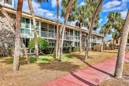 Picture of 500 S Washington Drive Unit 25B, Sarasota, FL 34236