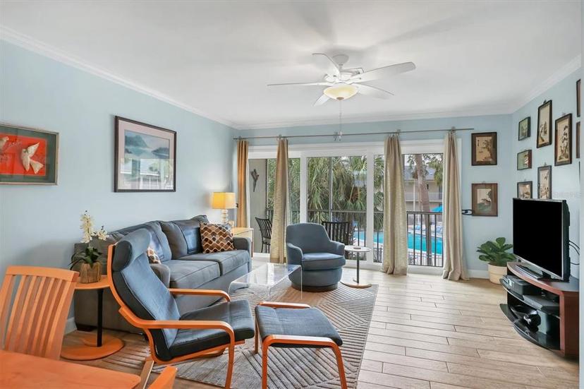 Picture of 500 S Washington Drive Unit 25B, Sarasota FL 34236