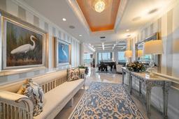 Picture of 3 Seaside Lane Unit 601, Belleair, FL 33756
