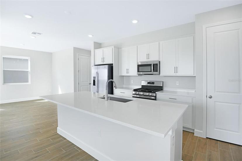 Picture of 5936 Jensen View Avenue, Apollo Beach FL 33572