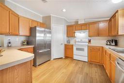 Picture of 2100 Kings Highway Unit 962, Port Charlotte, FL 33980