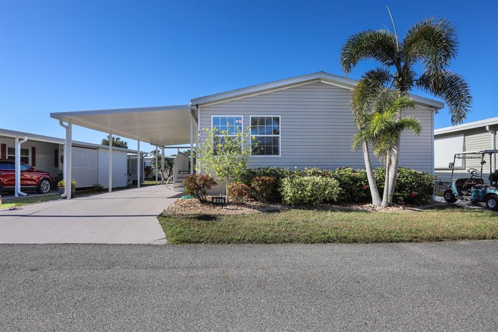 Picture of 2100 Kings Highway Unit 962, Port Charlotte, FL 33980