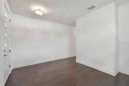 Picture of 1530 W River Shore Way, Tampa, FL 33603