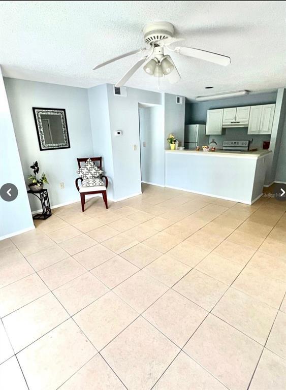 Picture of 10024 Strafford Oak Court Unit 815, Tampa FL 33624