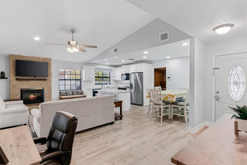 Picture of 11445 60Th Street N, Pinellas Park FL 33782