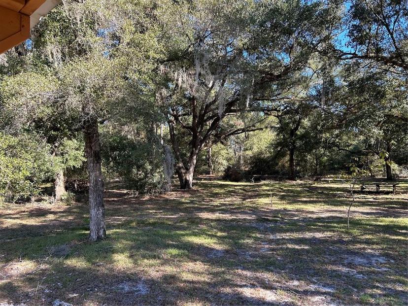 Picture of 12003 SE 225Th Drive, Hawthorne FL 32640