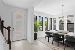 Picture of 432 43Rd Avenue Ne, St Petersburg, FL 33703