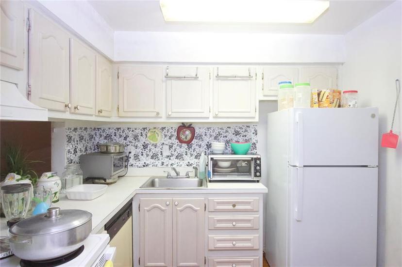 Picture of 2812 N Powers Drive Unit 72, Orlando FL 32818