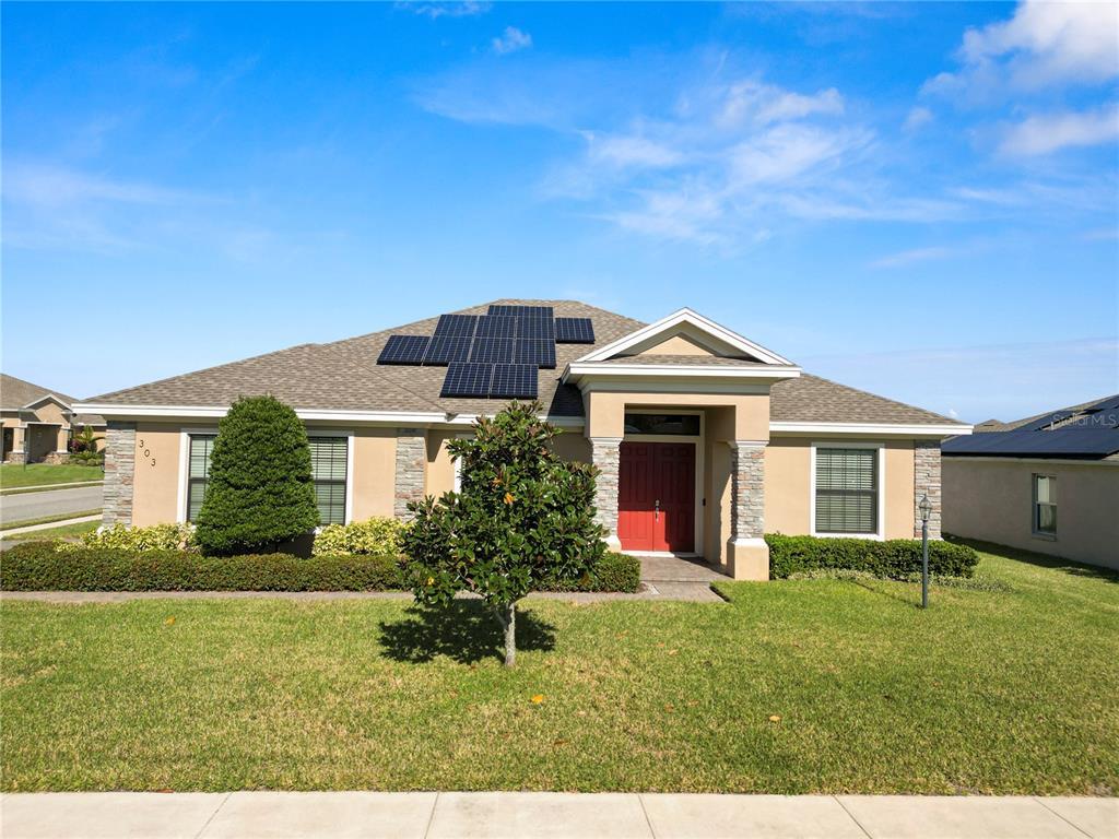 Picture of 303 Lake Mariana Place, Auburndale, FL 33823
