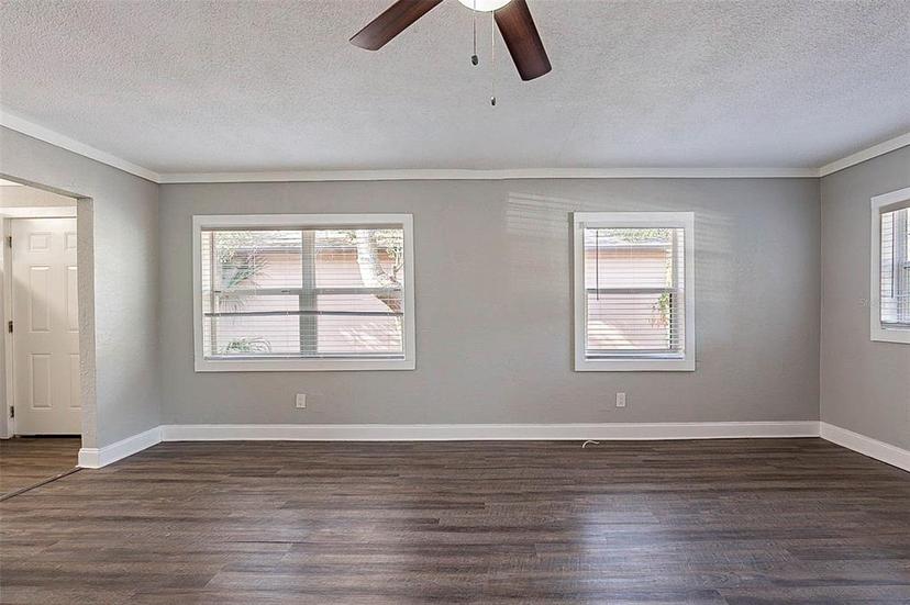 Picture of 2558 12Th Avenue S, St Petersburg FL 33712