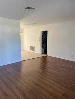 Picture of 5770 46Th Avenue N, Kenneth City, FL 33709