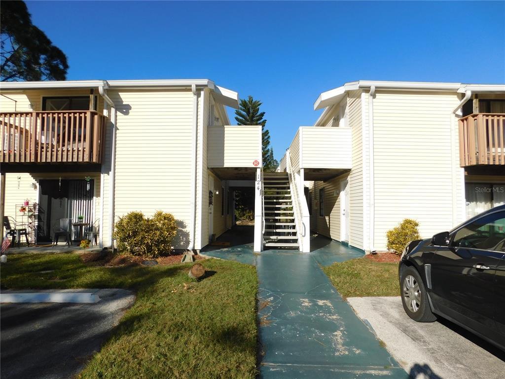 Picture of 124 Loblolly Court Unit C, Oldsmar, FL 34677
