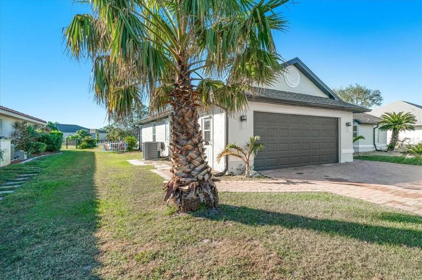 Picture of 2061 Rio De Janeiro Avenue, Punta Gorda FL 33983