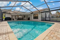 Picture of 591 Waterford Circle W, Tarpon Springs, FL 34688