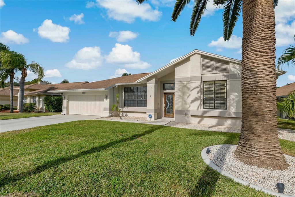 Picture of 591 Waterford Circle W, Tarpon Springs, FL 34688