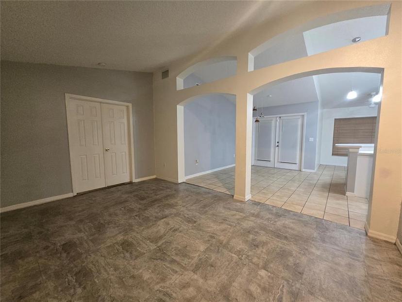 Picture of 713 Swan Way, Kissimmee FL 34758