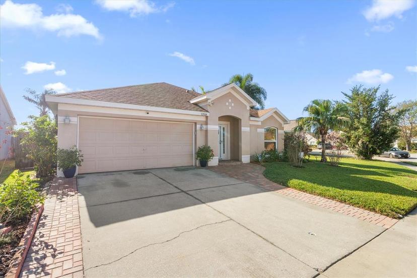 Picture of 12518 Midpointe Drive, Riverview FL 33578