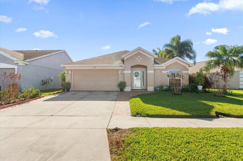 Picture of 12518 Midpointe Drive, Riverview FL 33578