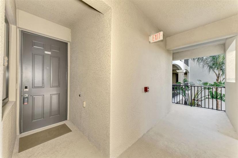 Picture of 17118 Vardon Terrace Unit 202, Bradenton FL 34211
