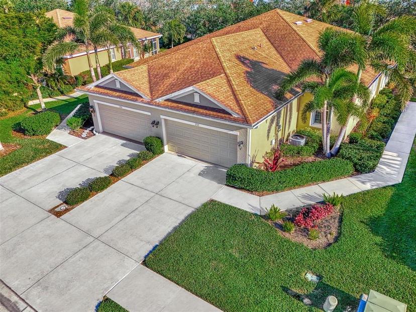 Picture of 2520 Terracina Drive, Venice FL 34292