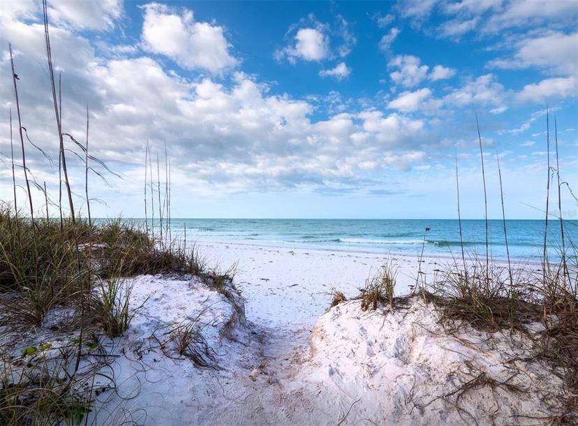 Picture of 744 Jungle Queen Way, Longboat Key FL 34228