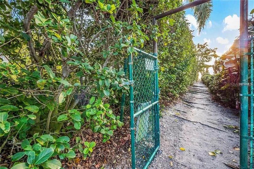 Picture of 744 Jungle Queen Way, Longboat Key FL 34228