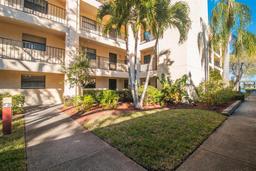 Picture of 11485 Oakhurst Road Unit A203, Largo, FL 33774
