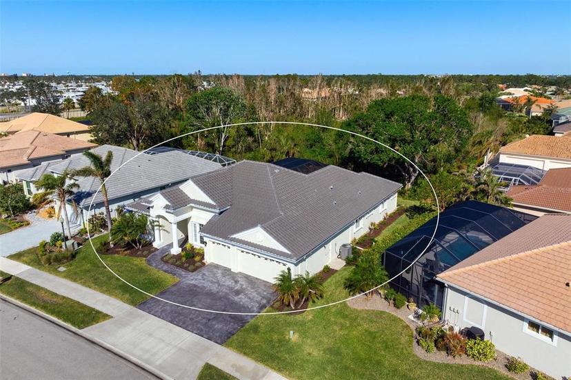 Picture of 709 Petrel Way, Venice FL 34285