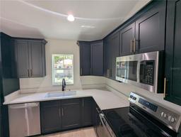 Picture of 6210 NW 65Th Place, Ocala, FL 34482