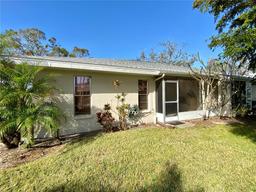 Picture of 4339 Bowling Green Circle Unit 19, Sarasota, FL 34233