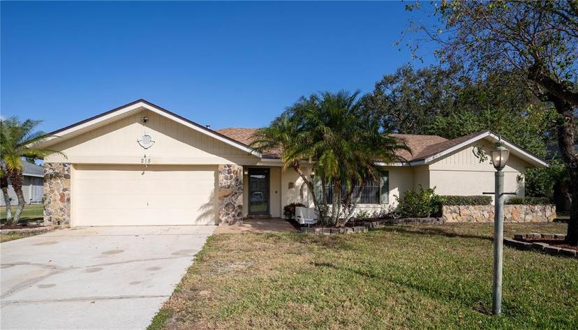 Picture of 218 College Grove Circle Ne, Winter Haven FL 33881