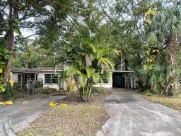 Picture of 826 Rosalia Drive, Sanford, FL 32771