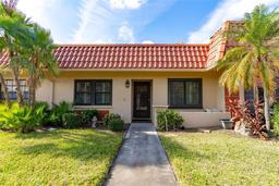 Picture of 19029 Us Highway 19 Unit 25D, Clearwater, FL 33764